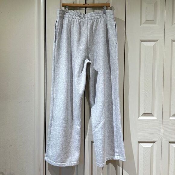 LIKE NEW ASOS DESIGN Gray Heather Baggy Wide Leg Tailored Trouser Sweatpants - Picture 4 of 12